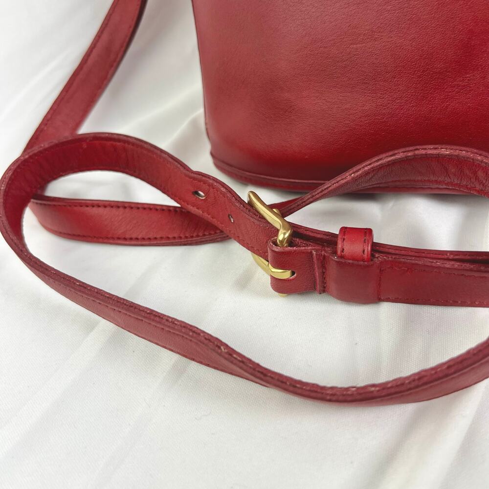 COACH Vintage Anderson Red Leather Crossbody Bag 9976 Gold Hardware - Picture 11 of 14